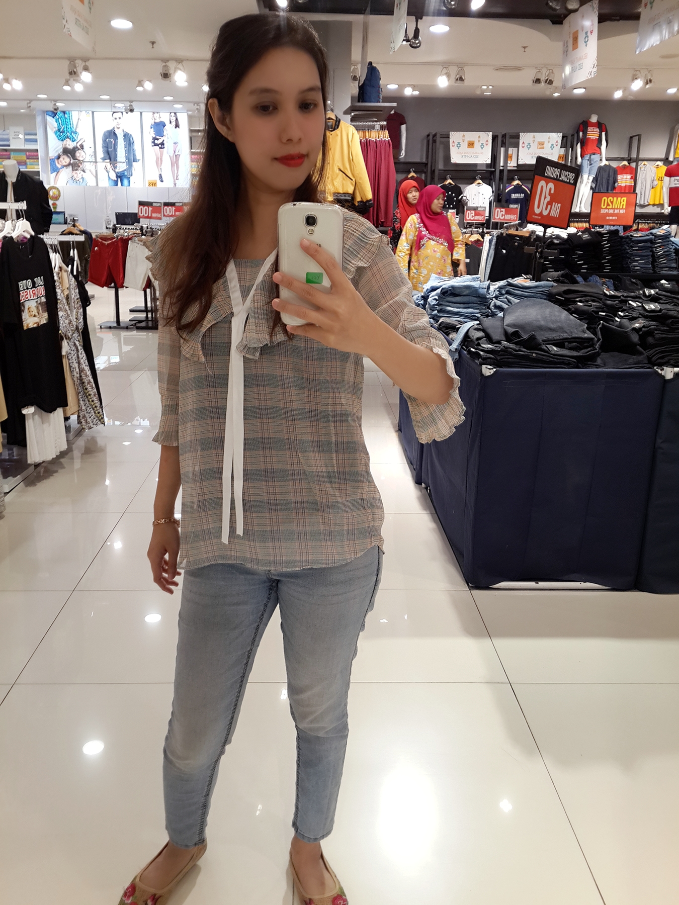 MAKEUP_20190517205635_save.jpg image
