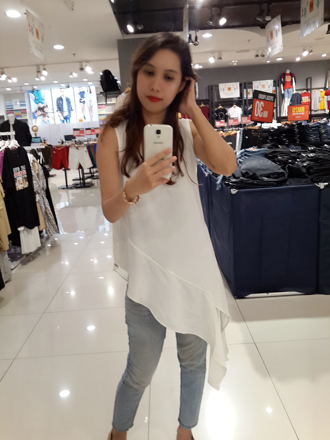 MAKEUP_20190517205754_save.jpg image